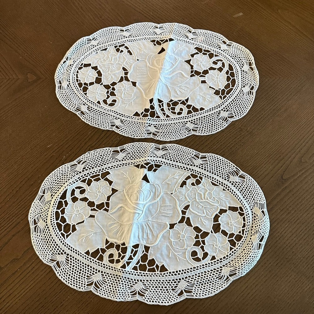 Vintage White Lace Oval Doilies Set of 2 Floral Rose Embroidered 18x12 Inch